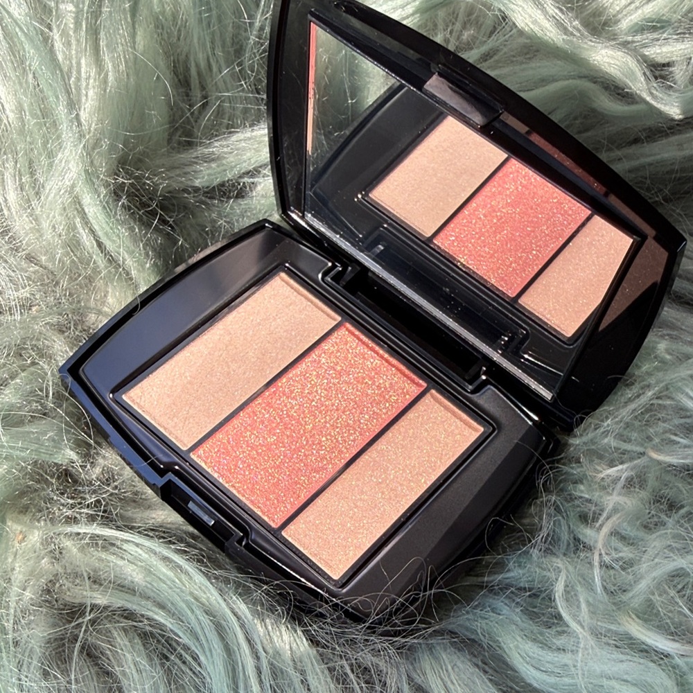Brand New Lancome Shimmering Peach & Coral Trio Eye Palette